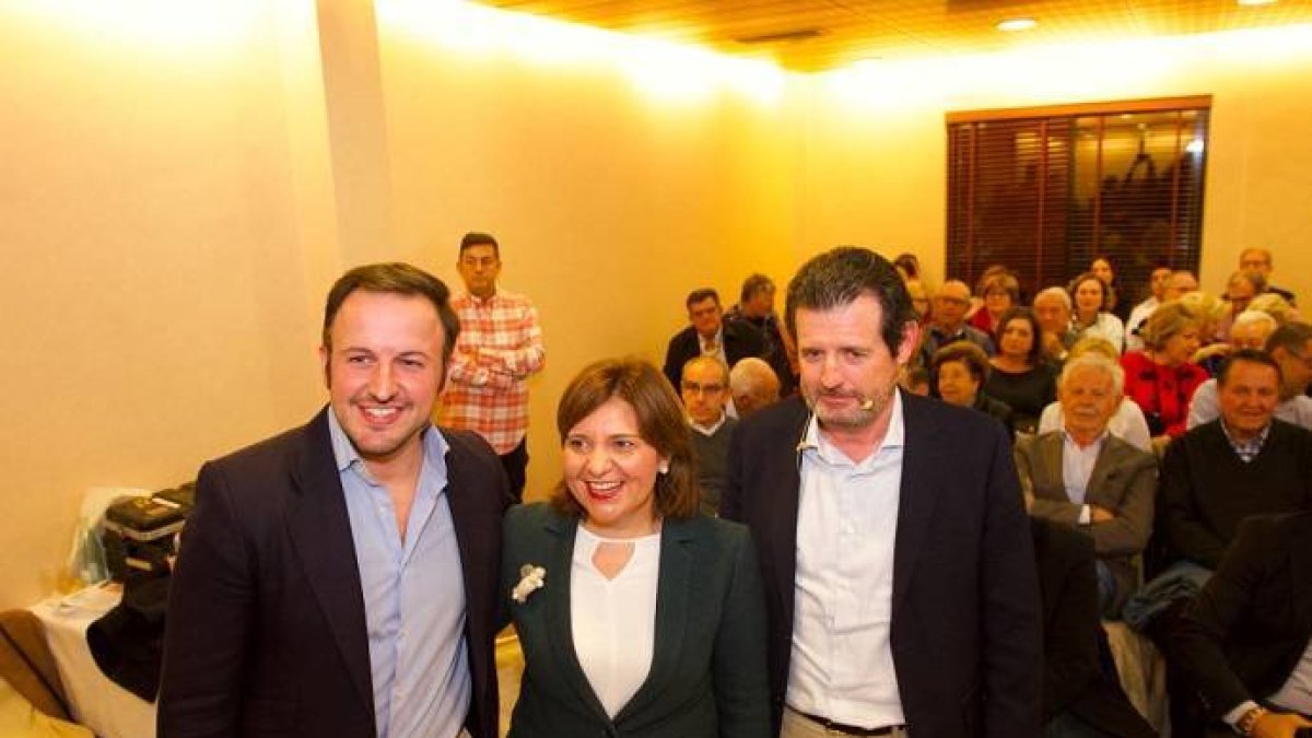 Pablo Ruz, Isabel Bonig y José Císcar.