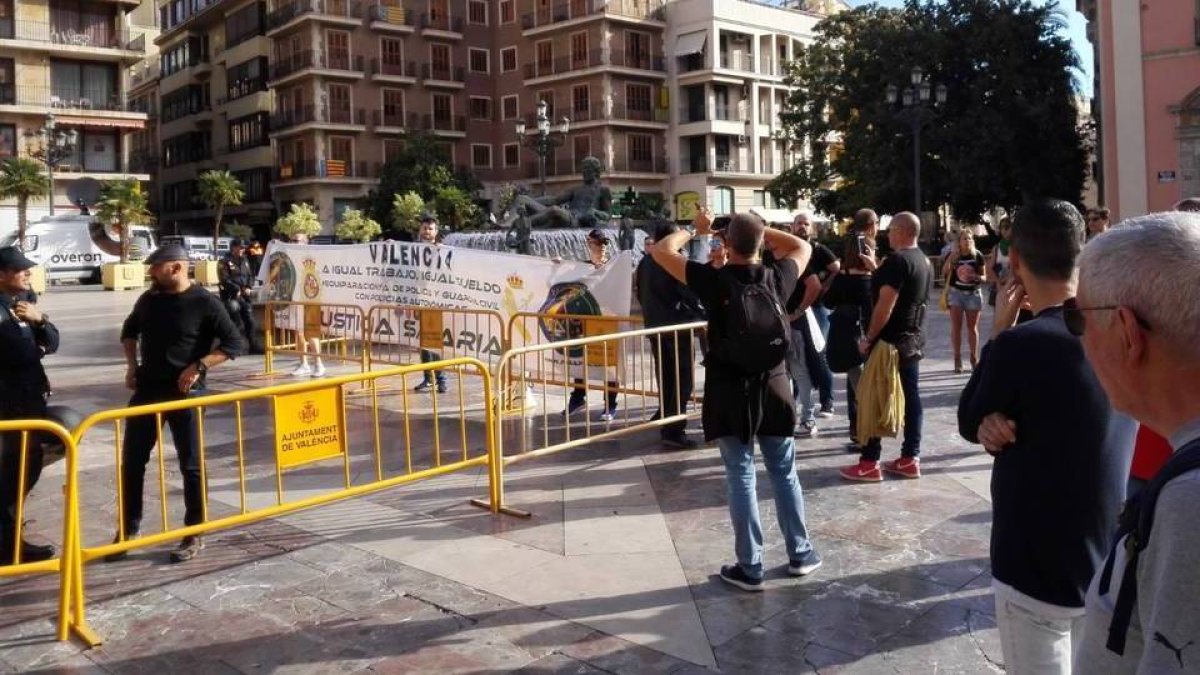 Pedro Sánchez, los ultras y los pancatalanistas encienden las alertas
