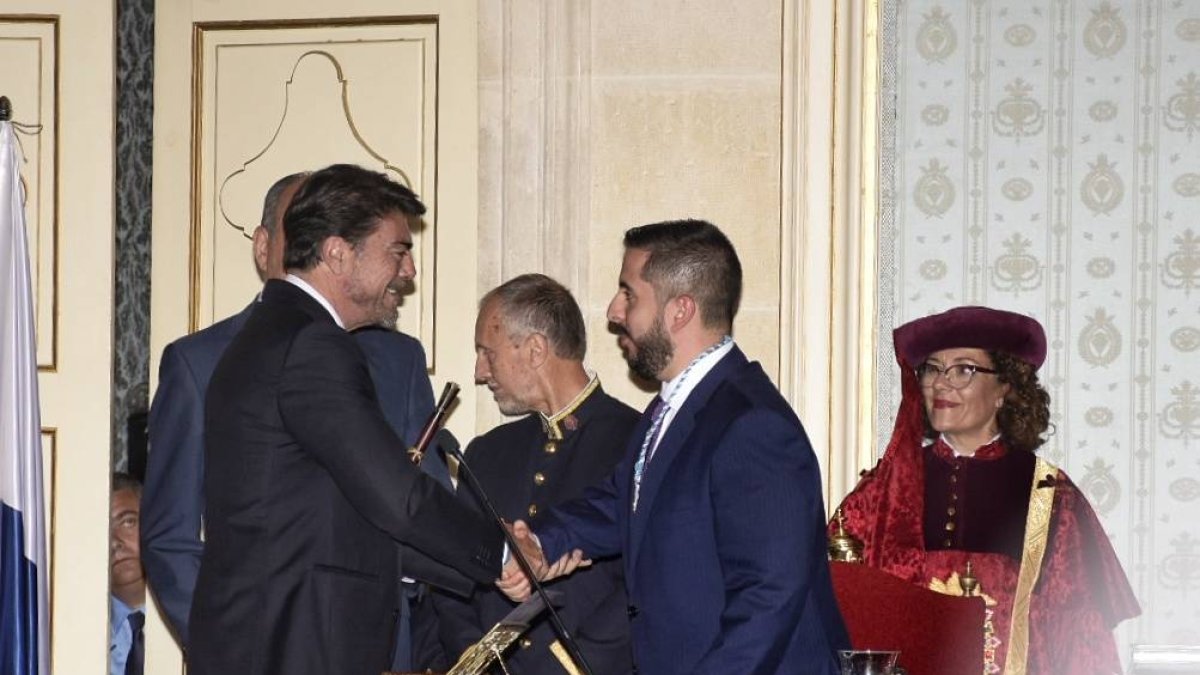 Barcala es reelegido alcalde de Alicante con el apoyo de Ciudadanos
