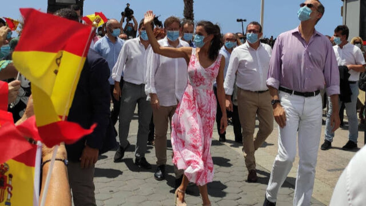 Los Reyes reciben el cariño masivo de los benidormenses