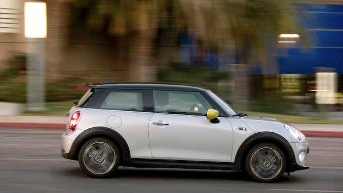 ¿Se merece el Mini eléctrico el apellido Cooper que luce?