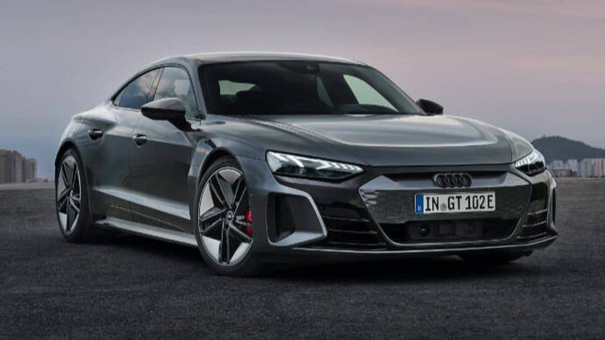 Audi planta cara a Porsche con el e-tron GT