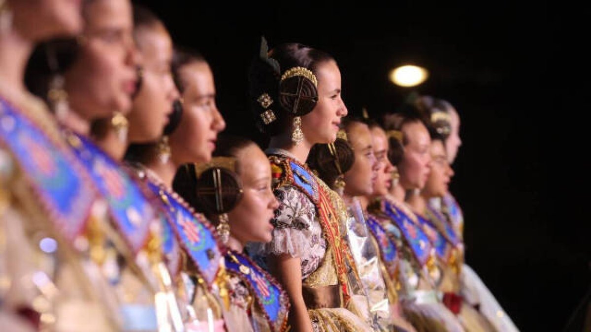 Segunda noche de preselecciones con 18 candidatas a Falleras Mayores