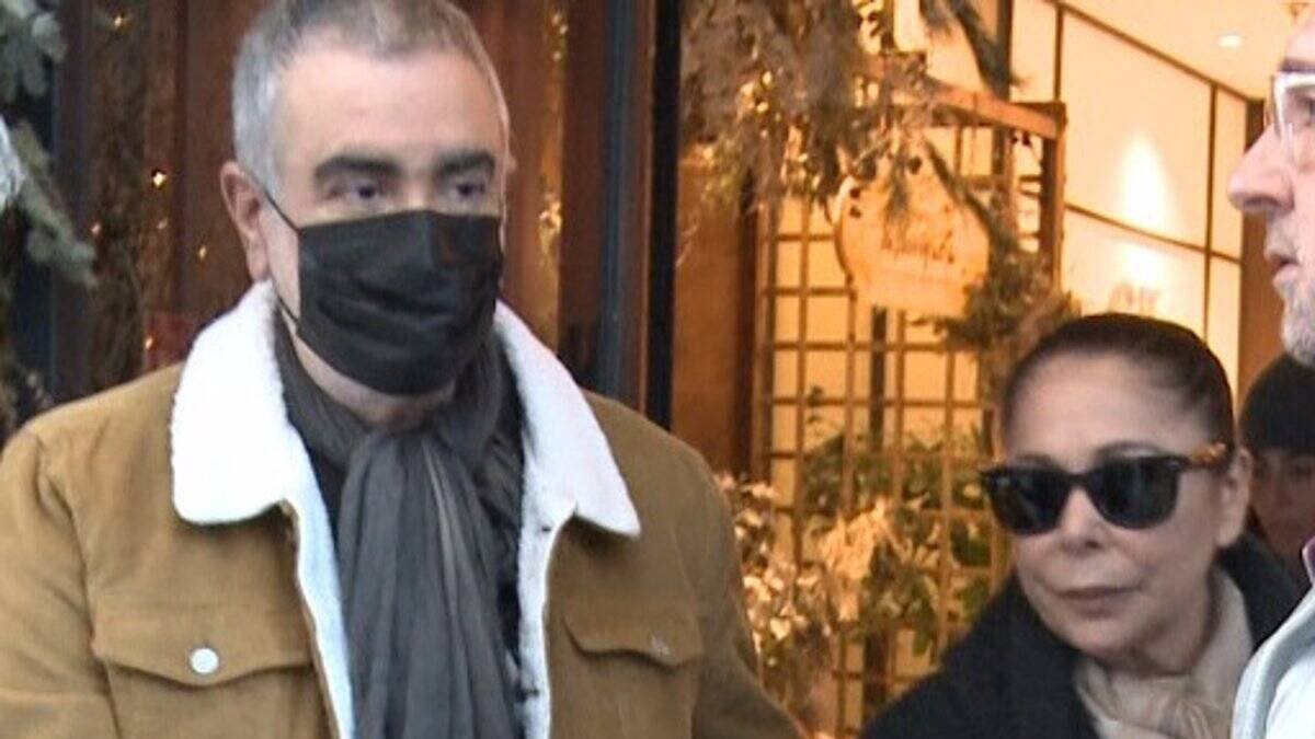 Agustín e Isabel Pantoja aprovecharon para conocer al novio de Anabel.