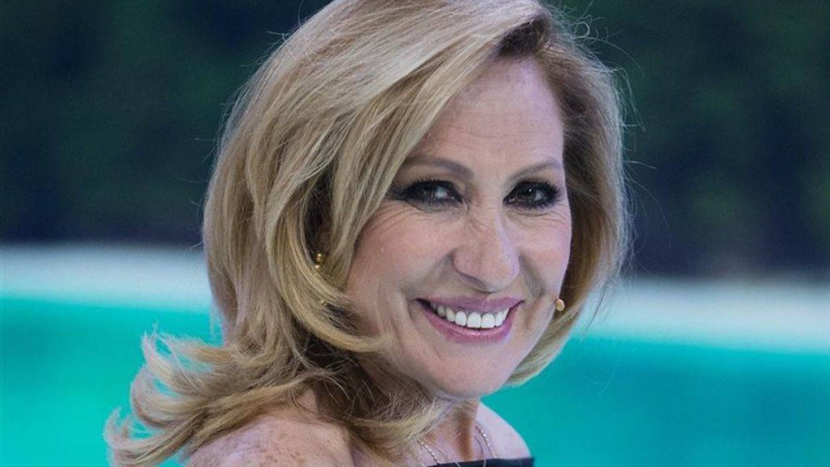 Rosa Benito pone la puntilla a Rocío Carrasco con un