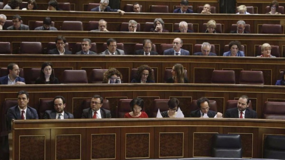 La bancada del PSOE.
