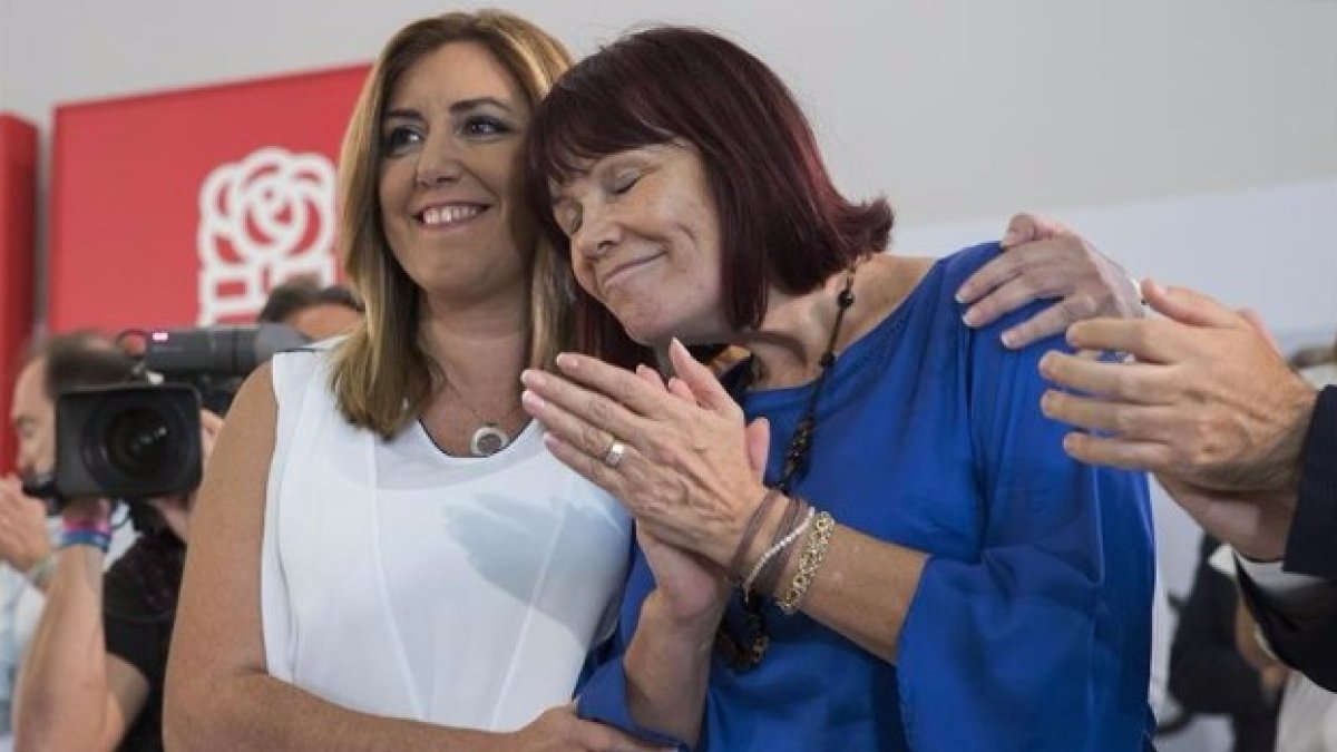 Susana Díaz y Micaela Navarro este jueves.