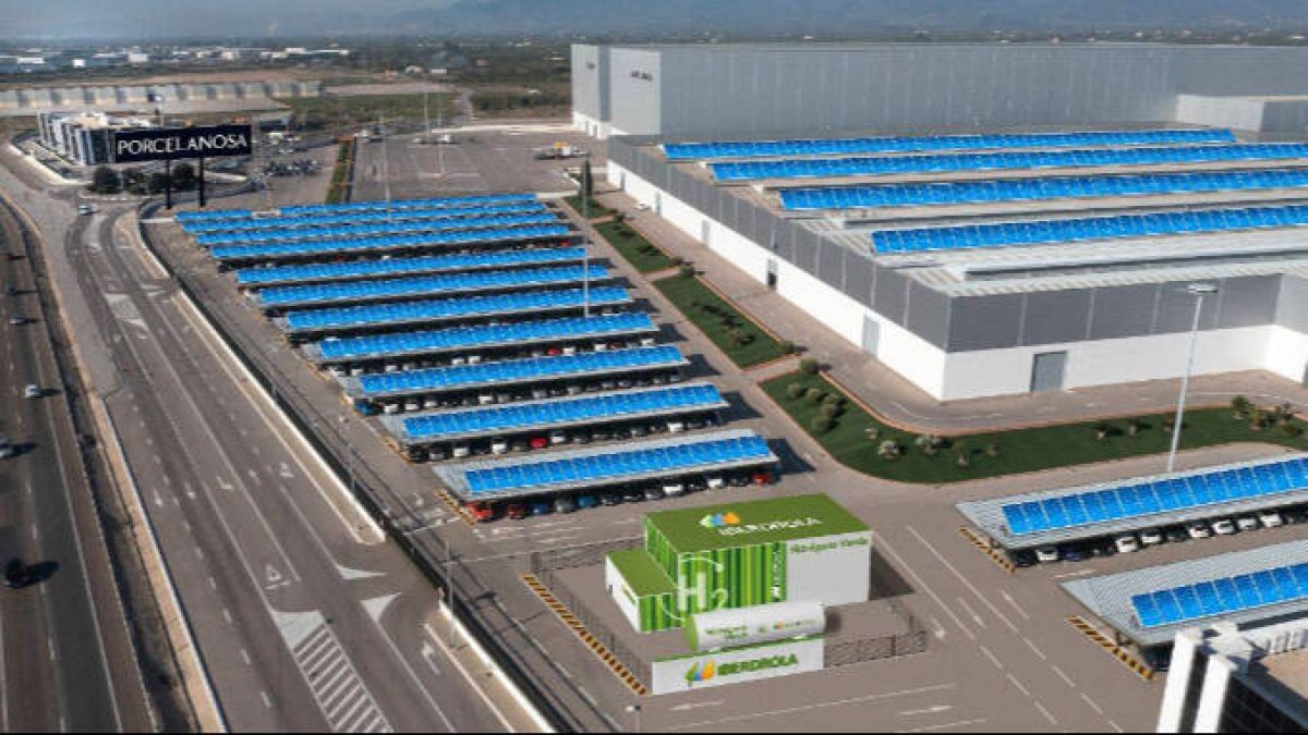 Iberdrola y Porcelanosa abordan una solución para electrificar la producción