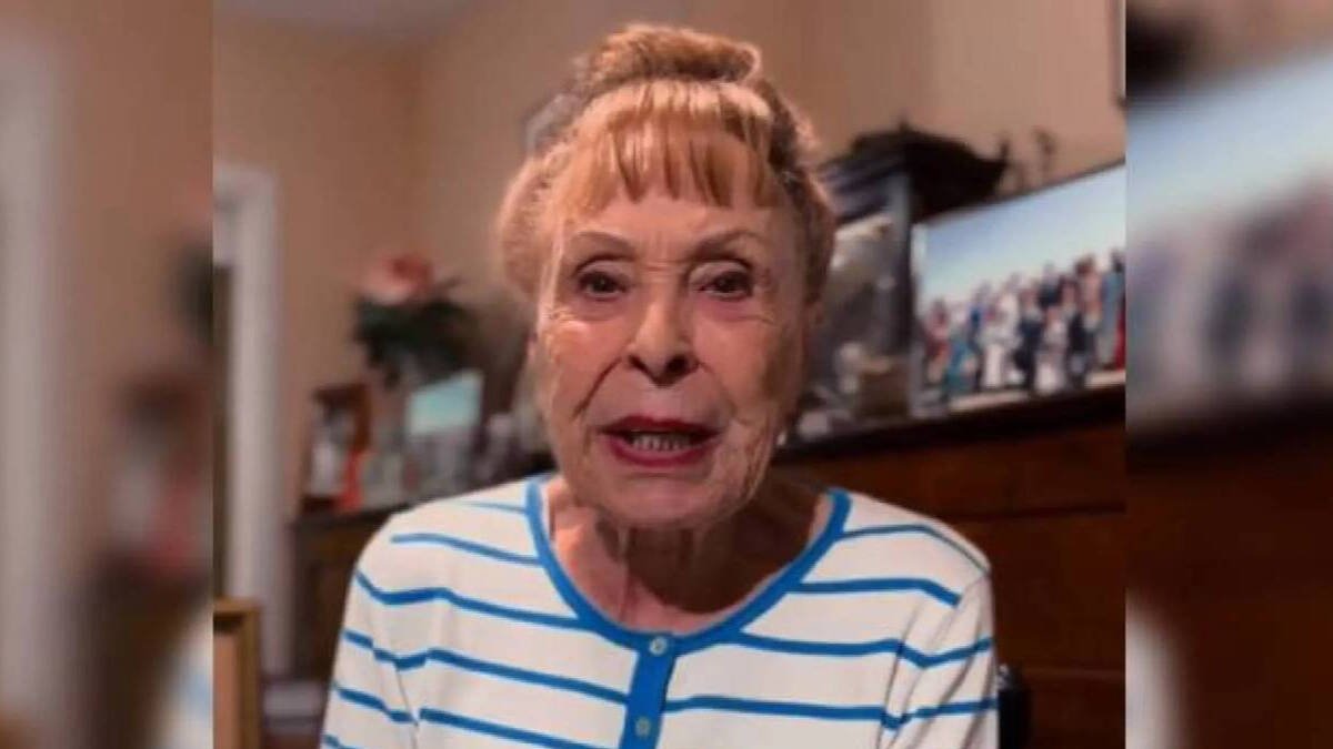 Gemma Cuervo, la actriz que dio vida a Vicenta en 'Aquí no hay quien viva'.