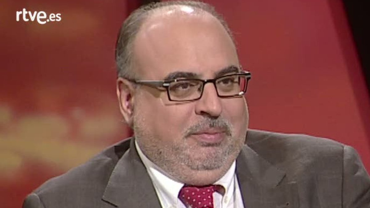 Enric Juliana, escribiéndose encima