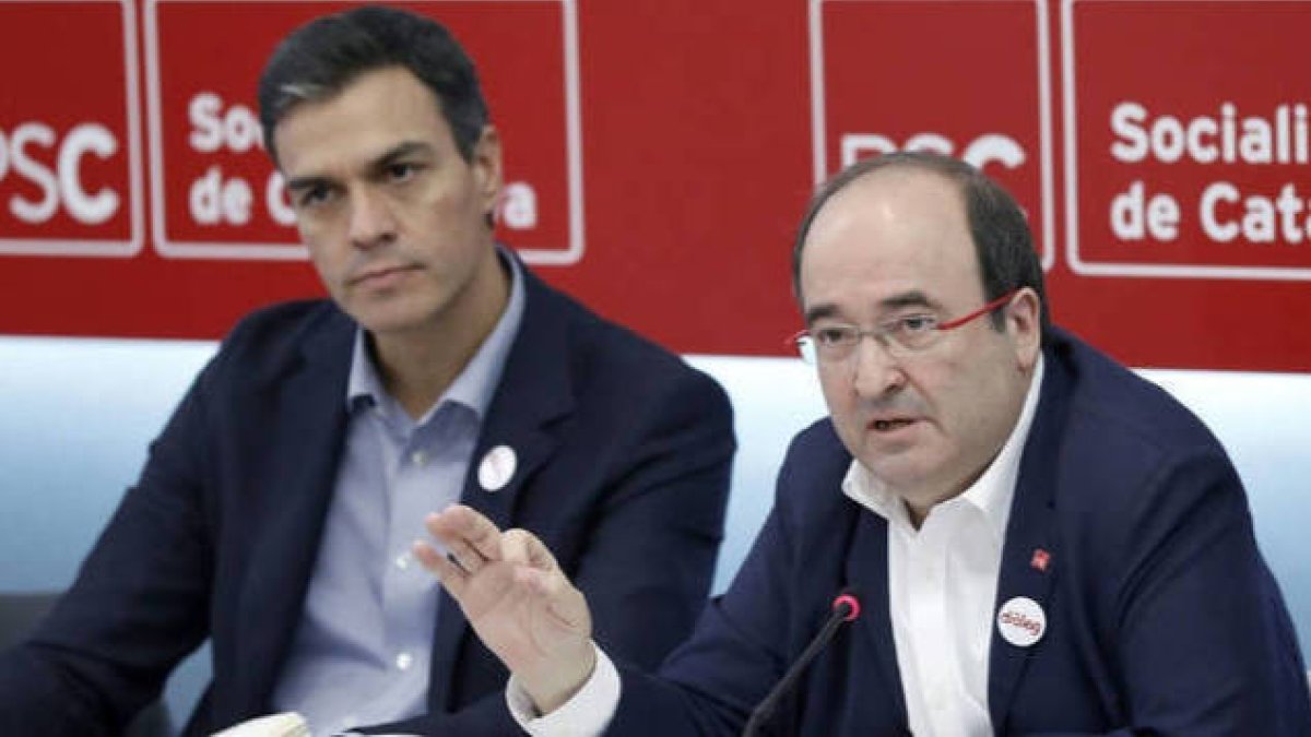 Iceta desvela que dejará que el castellano siga sojuzgado en Cataluña