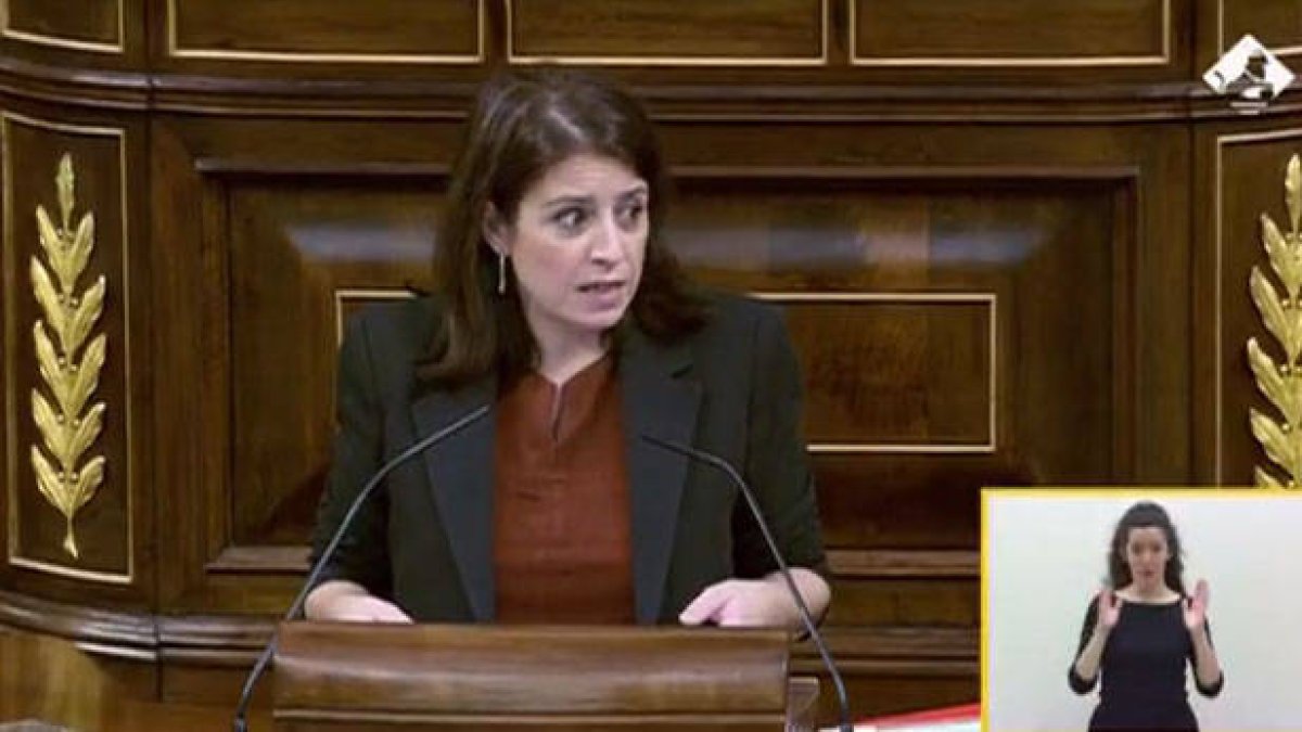 La portavoz del PSOE en el Congreso, Adriana Lastra.