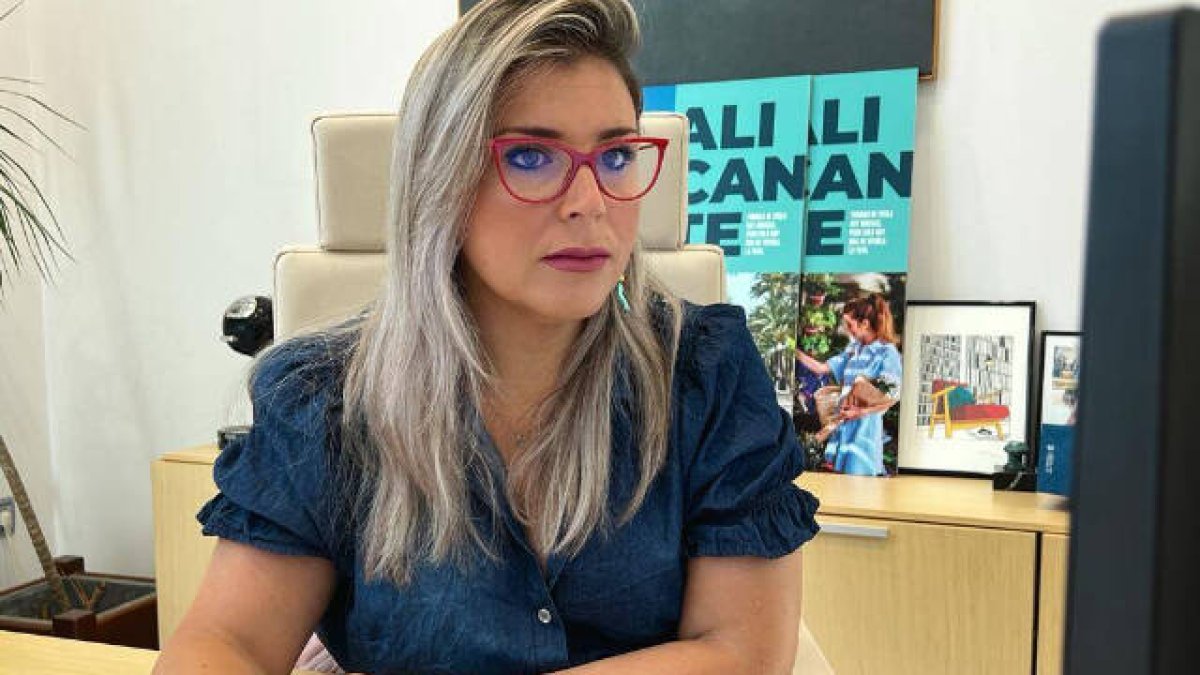 Objetivos de Turismo: Accesos Castillo, playas y Bono Gastronómico y Camper Área