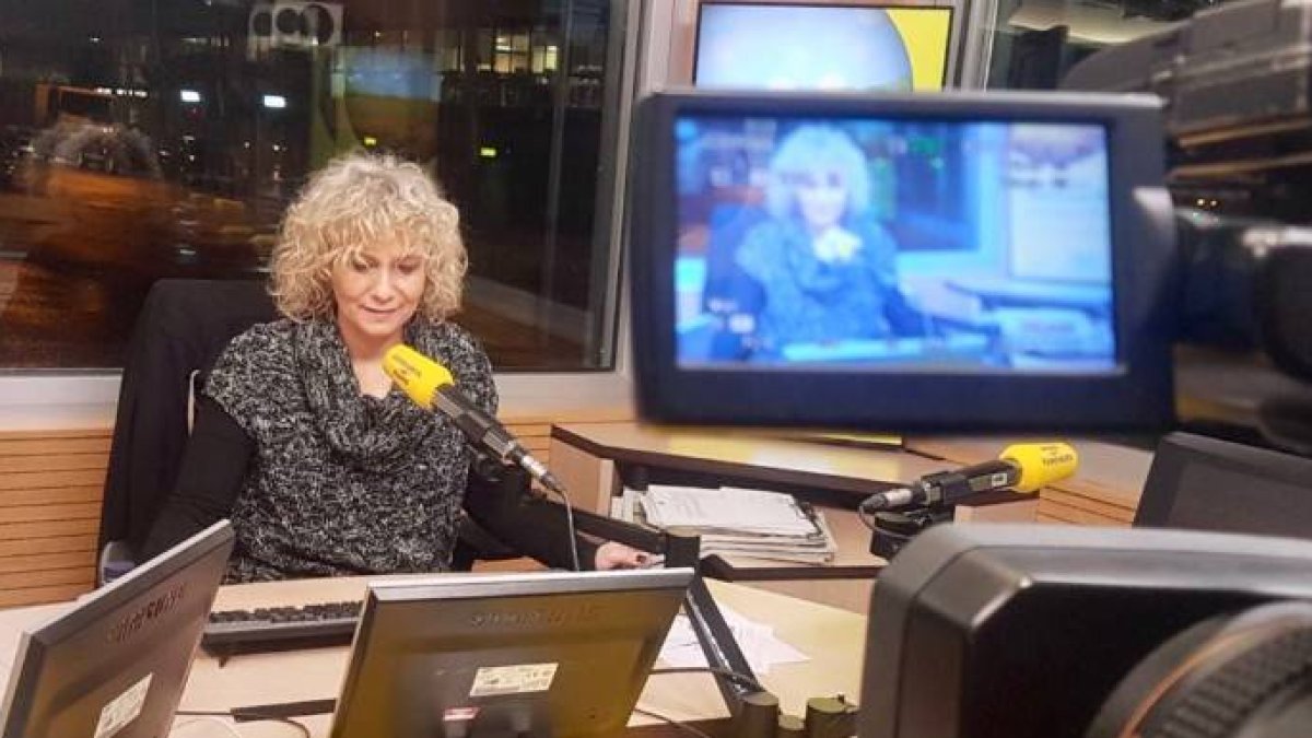 Mònica Terribas se viene arriba y se burla de Soraya en Catalunya Ràdio