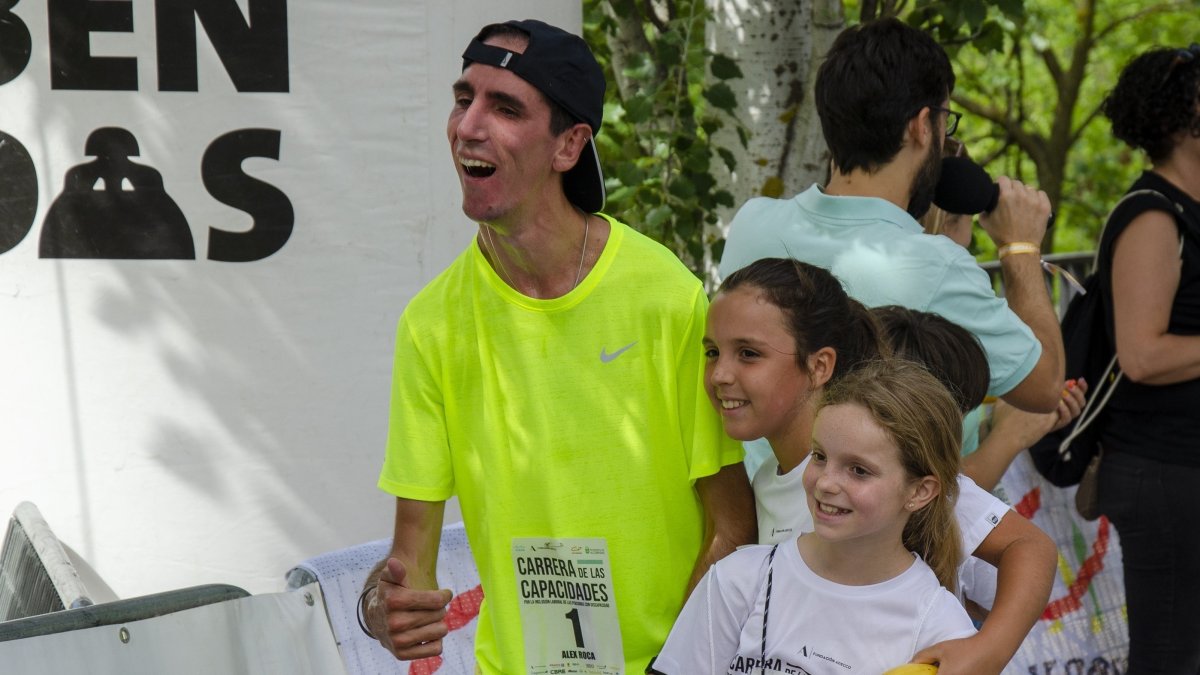 El deportista con discapacidad Àlex Roca en la Carrera de las Capacidades.