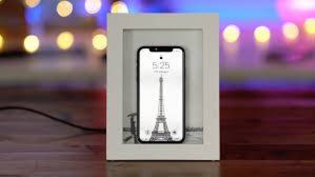 El marco de fotos PowerPic de 5×7 pulgadas con cargador Qi integrado por 59€
