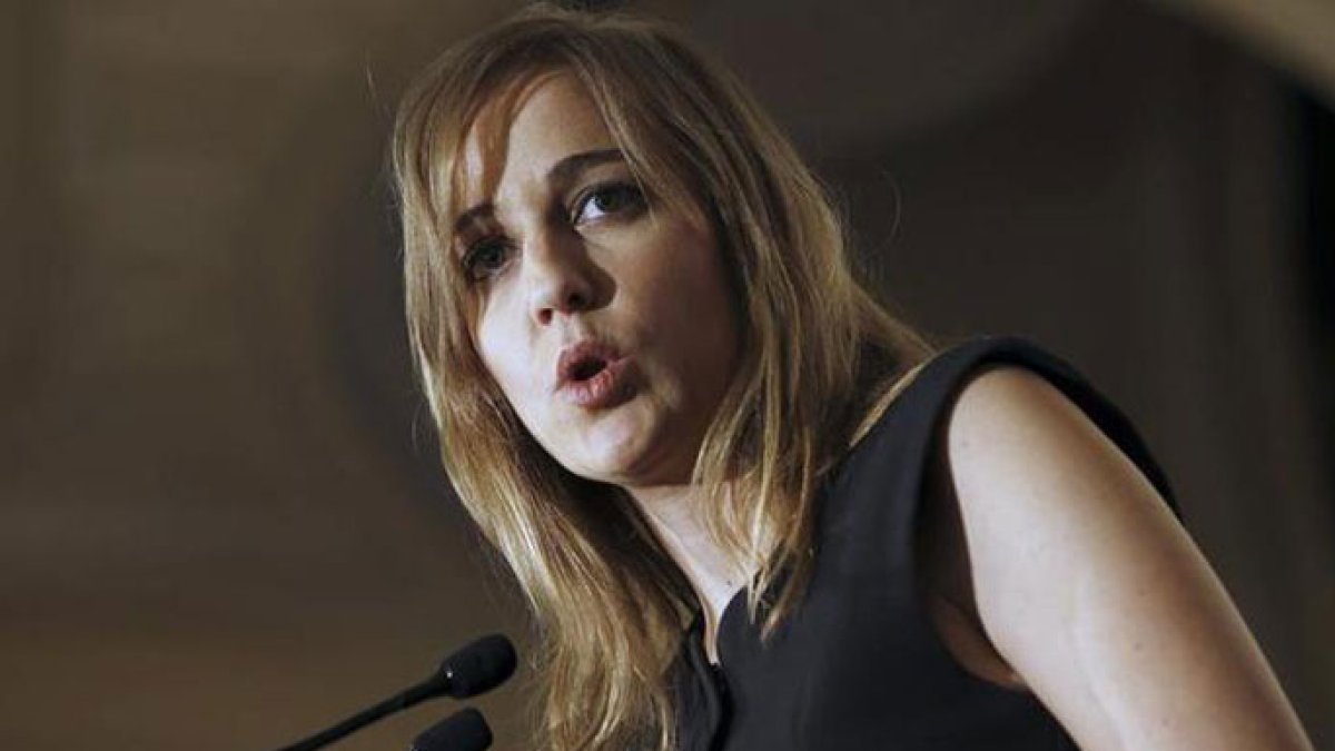 Tania Sánchez vuelve a tragarse sus palabras en un vídeo viral de 24 segundos