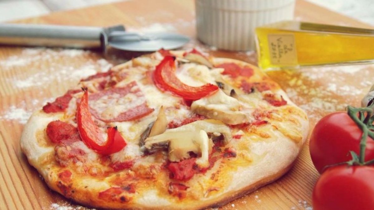 Cocina la auténtica masa de pizza casera...¡con cerveza!