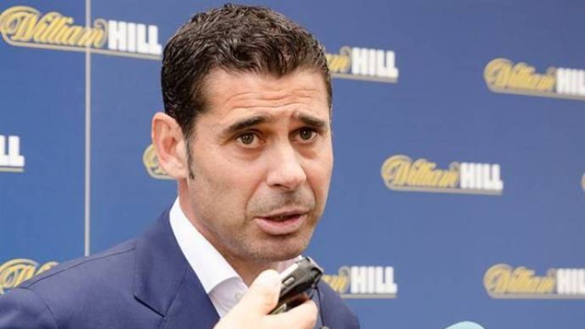 El bochorno del Mundial se cobra la cabeza de Fernando Hierro