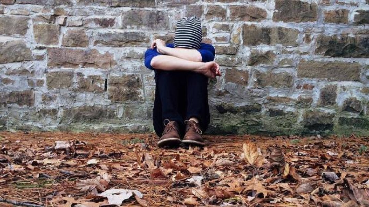 La última 'moda' adolescente: absorber un condón por la nariz y vomitarlo