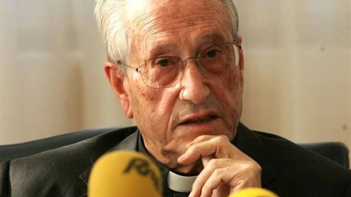 El obispo que comulgó con el victimismo de ETA