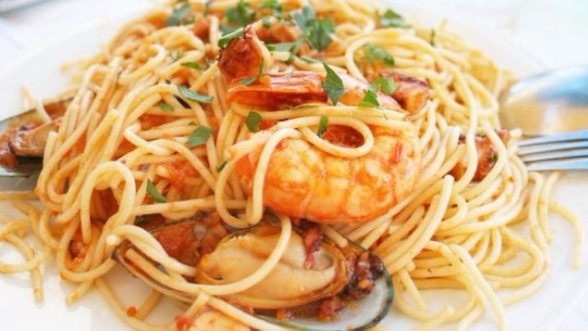 Receta: refrescante plato de pasta a la marinera