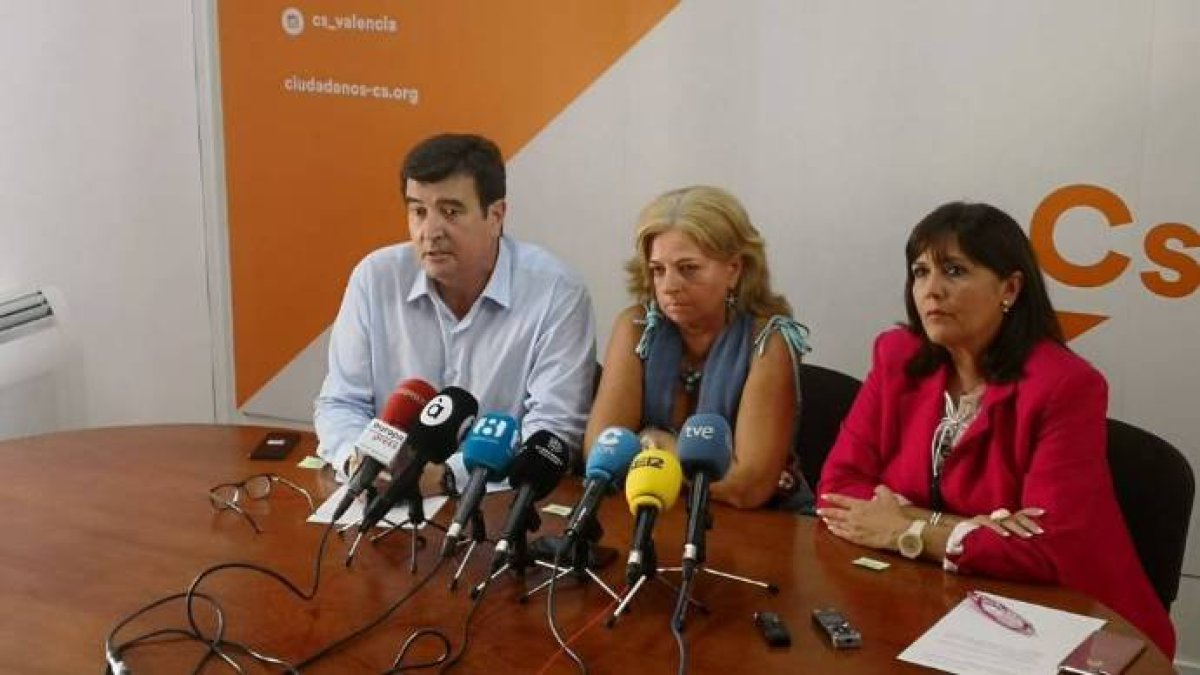 Fernando Giner, Consuelo Ordóñez y Mª Dolores Jiménez