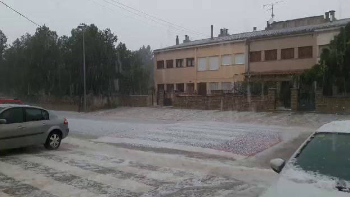 Tras la gota fría llega el granizo a Castellón