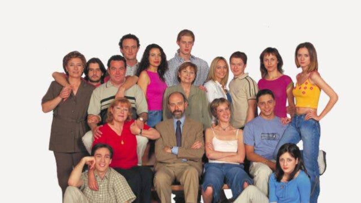 #Cuidaoscompañeros: los actores de la mítica serie juvenil se reúnen para hacer frente al coronavirus