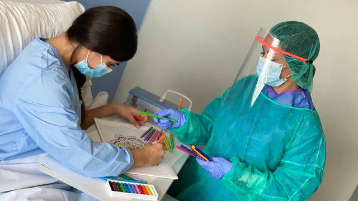 Conciertos en directo y vídeo mensajes para pacientes con Covid