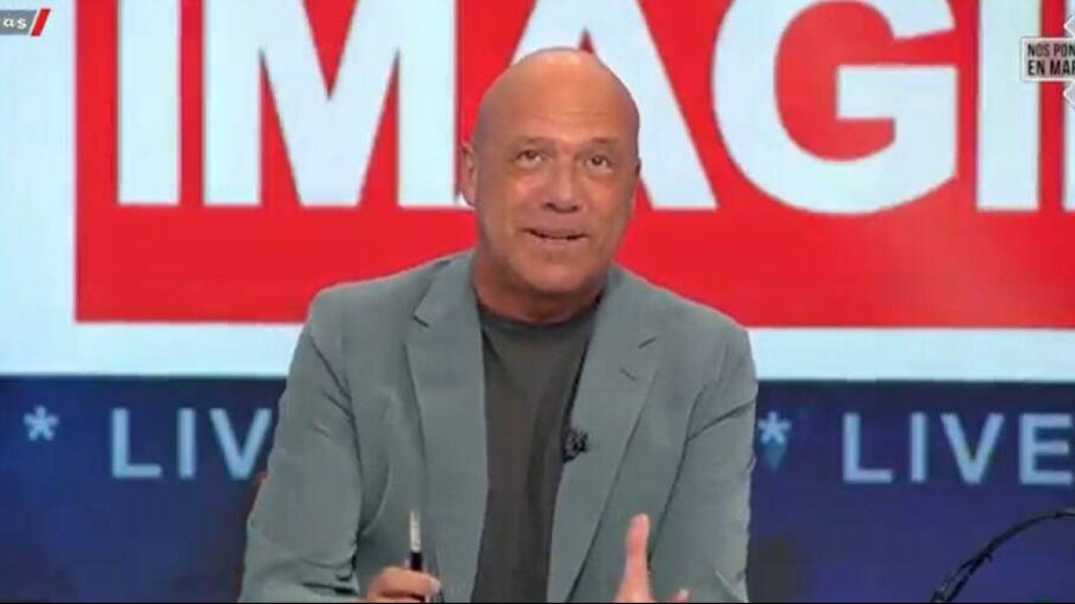 Alfonso Arús presentando