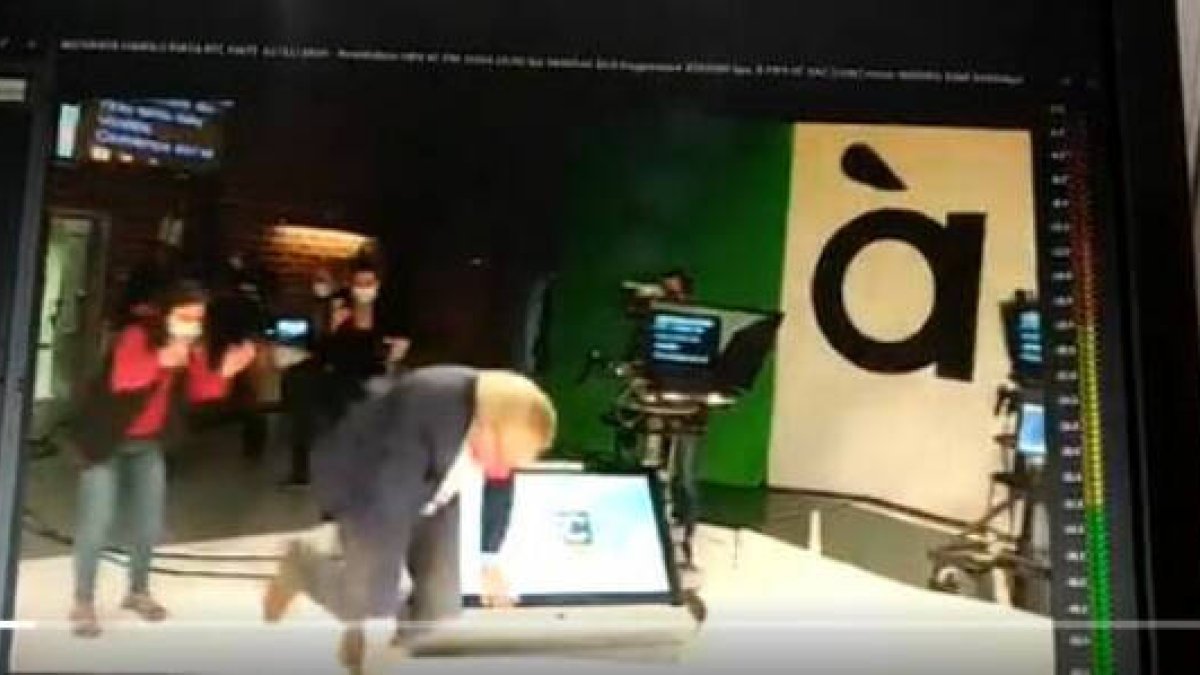 Mata cae en Apunt