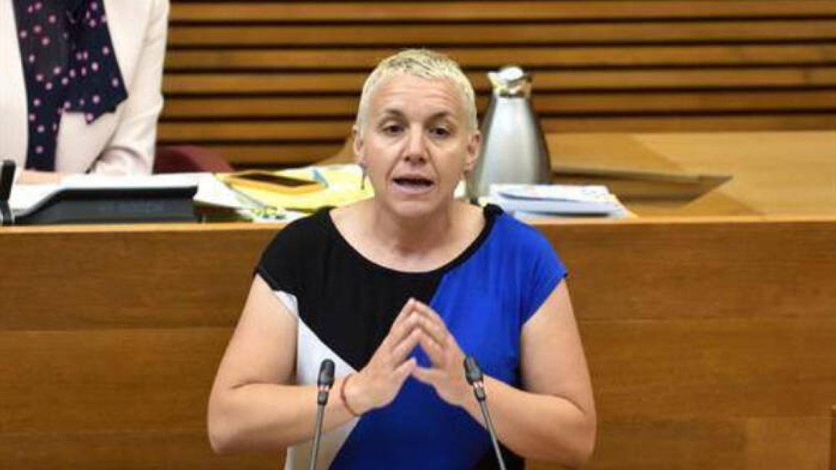 Las burlas de Compromís desde el estrado de Les Corts contra la oposición