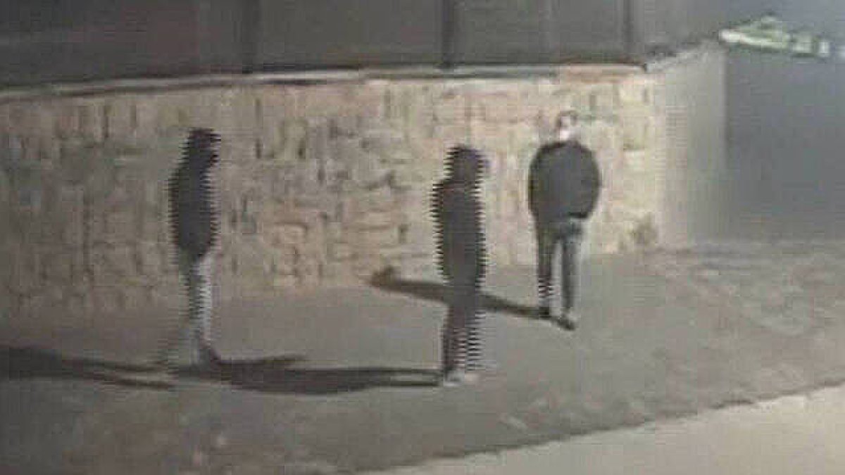 Imágen de una de las cámaras de seguridad del Monte Tossal de Alicante, donde se produjo la agresión