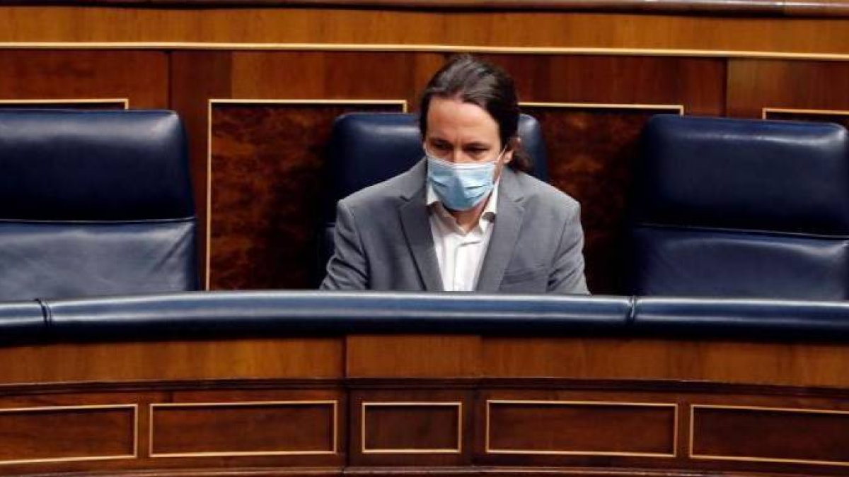 Pablo Iglesias, cada vez más solo en el Consejo de Ministros.