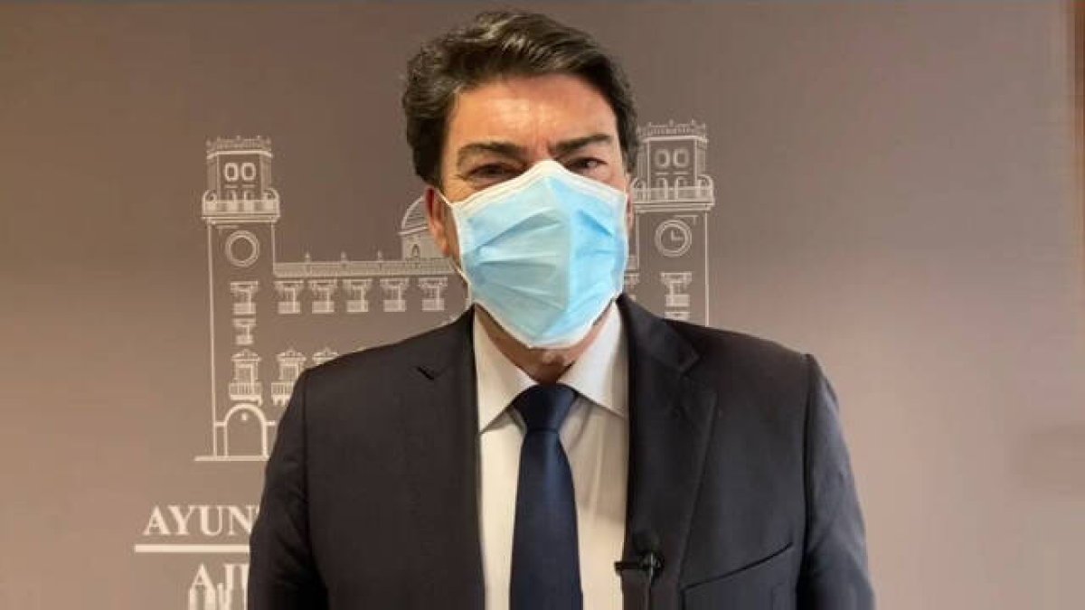 Luis Barcala, alcalde de Alicante