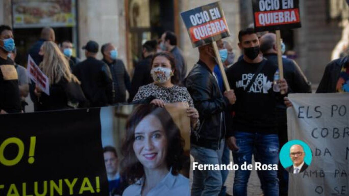 Hosteleros de Barcelona pidiendo
