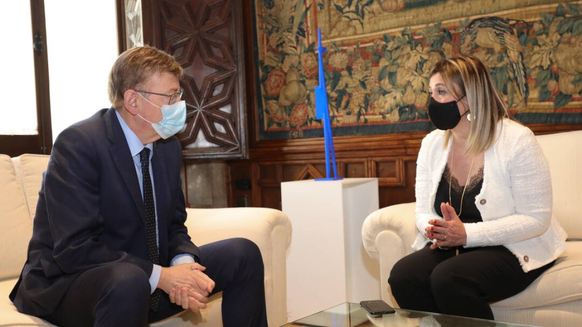 Imagen de la recepción de Ximo Puig a Marisol Burón.