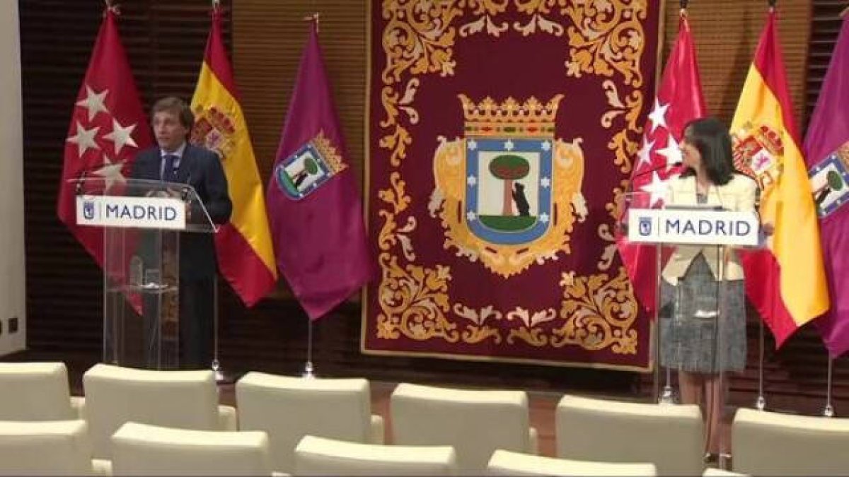 Almeida y Mercedes González, bien separados durante su rueda que ha acabado en discusión
