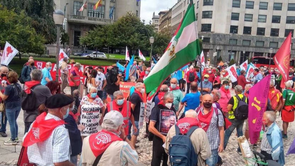 Concentración de protesta del Movimiento de Pensionistas