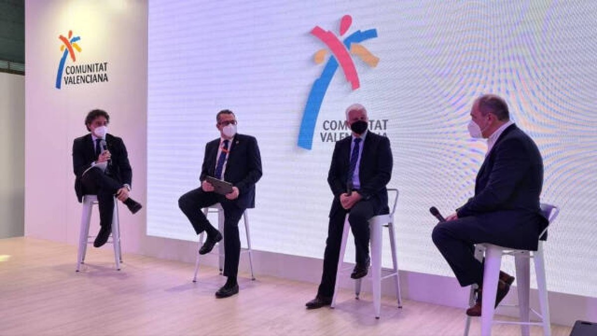 El secretario autonómico de Turismo ha explicado en Fitur las claves de la estrategia turística del Consell