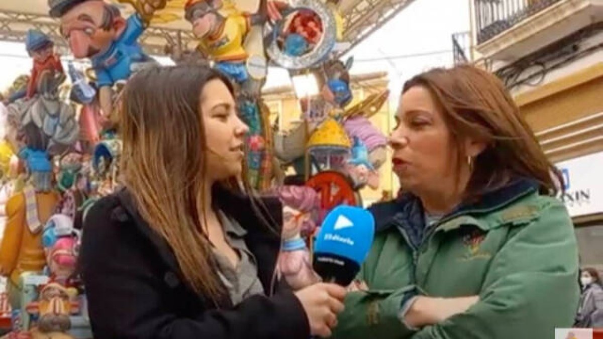 Las comisiones falleras se preparan para la borrasca la víspera de la plantà