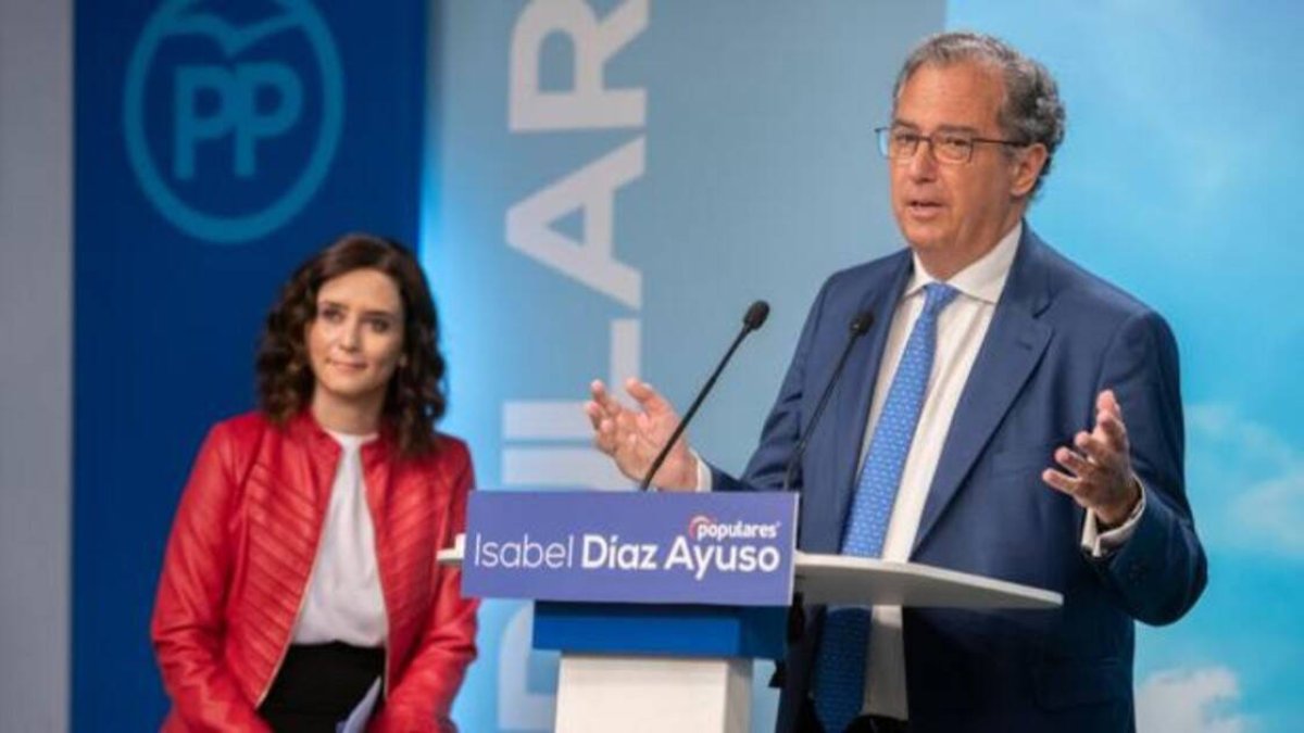Isabel Díaz Ayuso y Enrique Ossorio