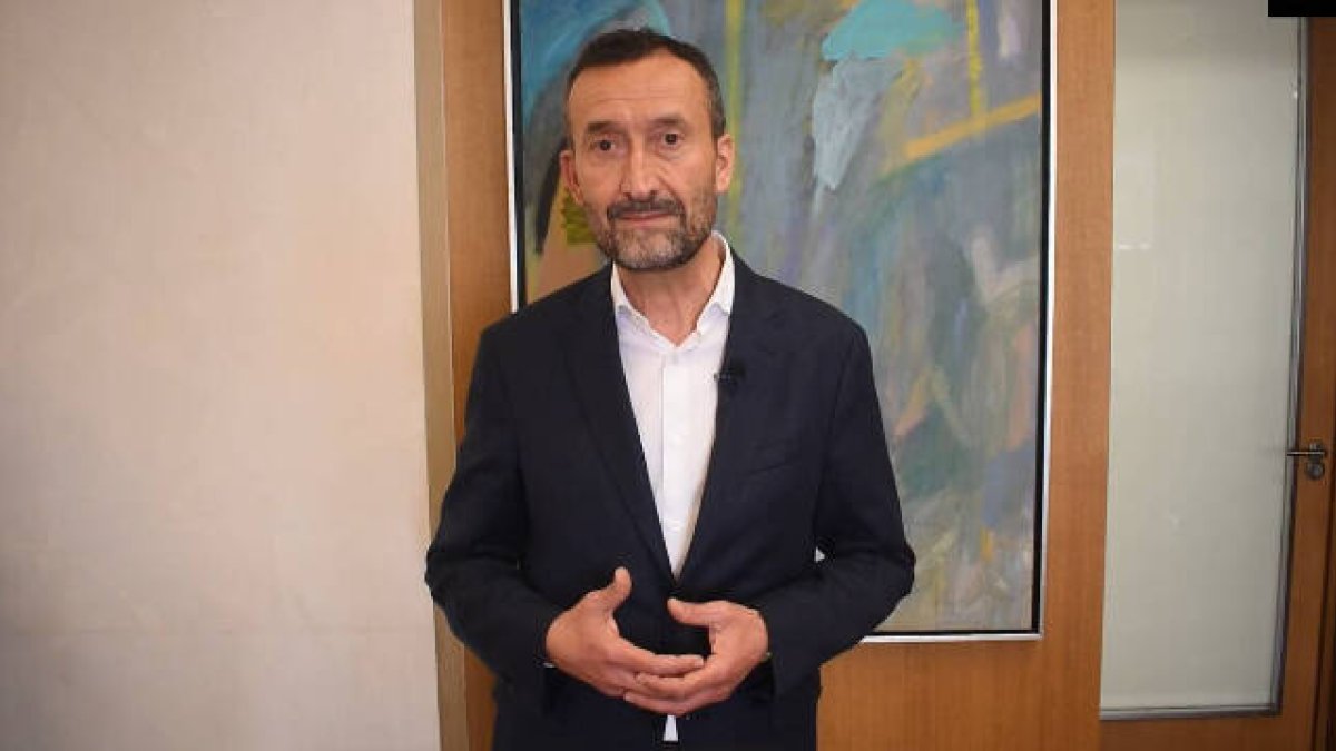 Carlos González, alcalde de Elche