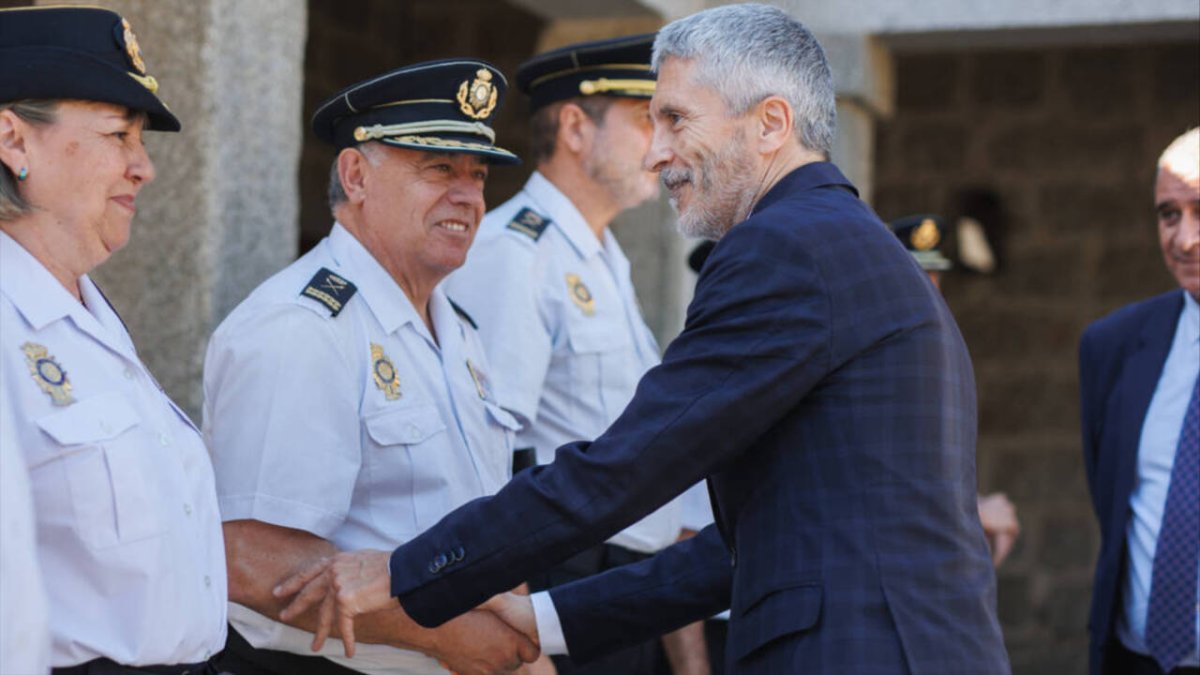 Marlaska en un acto con comisarios del CNP.