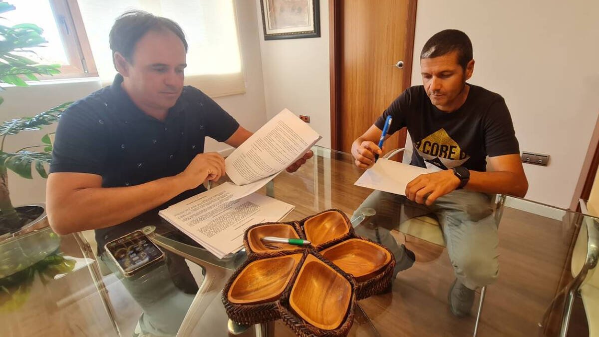 Finestrat pone transporte gratuito a estudiantes y suple la carencia del Consell
