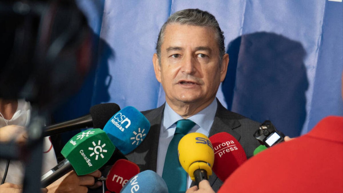 El consejero de Presidencia de la Junta de Andalucía, Antonio Sanz.