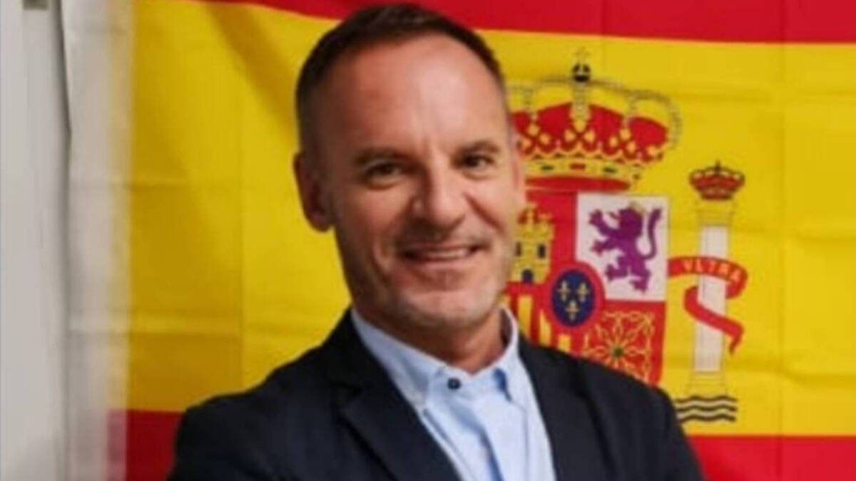 "Han sido tres años de calvario": Absuelto el policía acusado de delito de odio por vincular inmigración y delincuencia