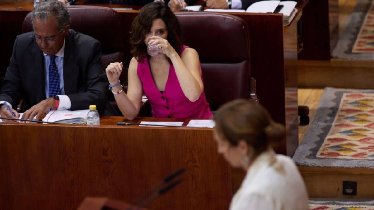 Isabel Díaz Ayuso y Mónica García