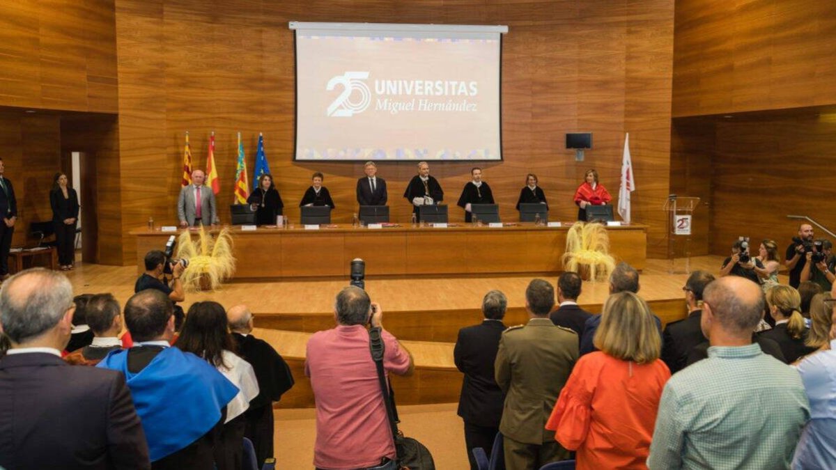 Puig anuncia para 2023 el nuevo modelo de financiación universitaria